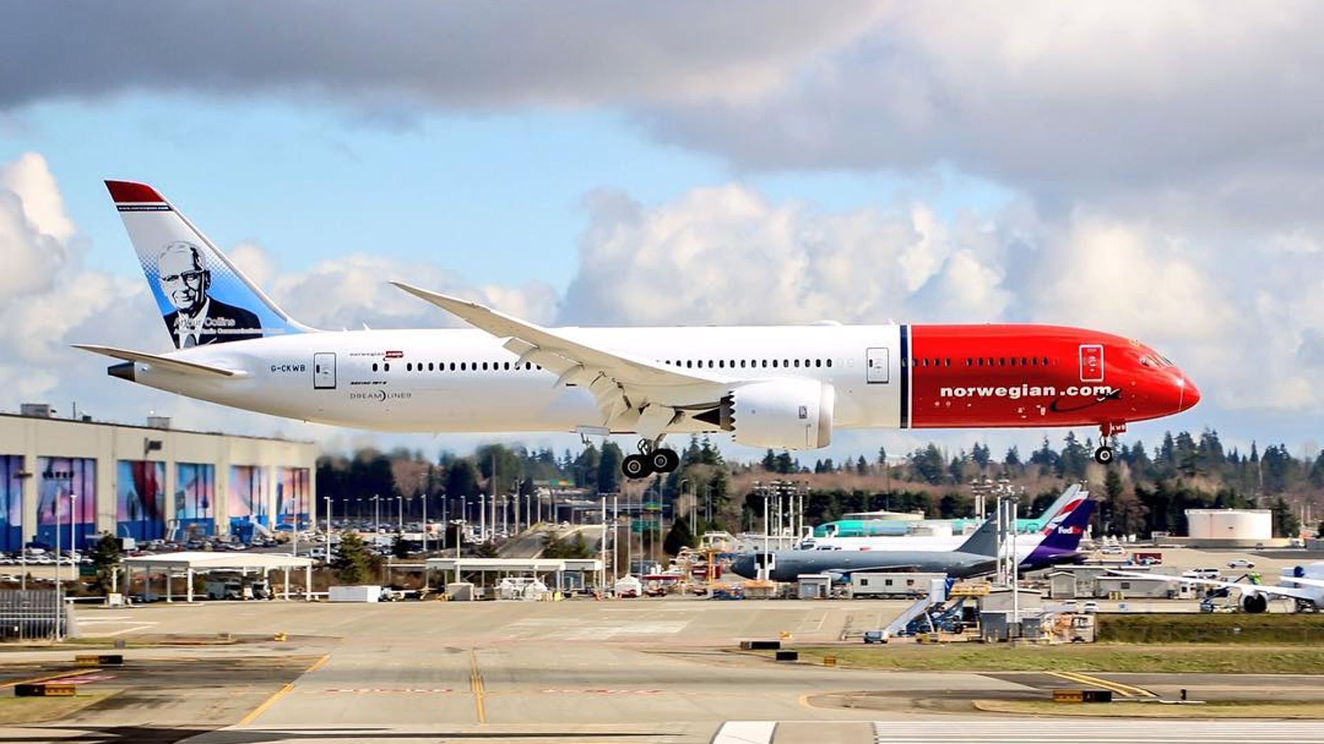 norwegian air military baggage